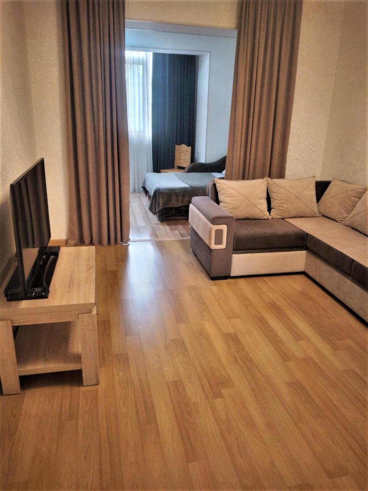 Izi'S Cozy Apartment Kutaiszi Kültér fotó