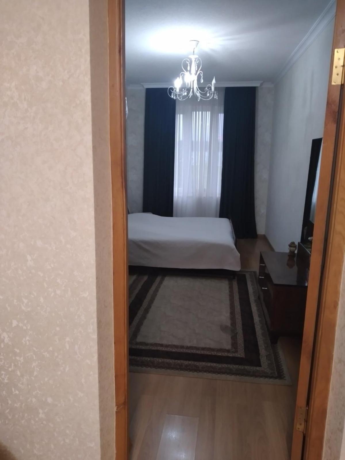 Izi'S Cozy Apartment Kutaiszi Kültér fotó